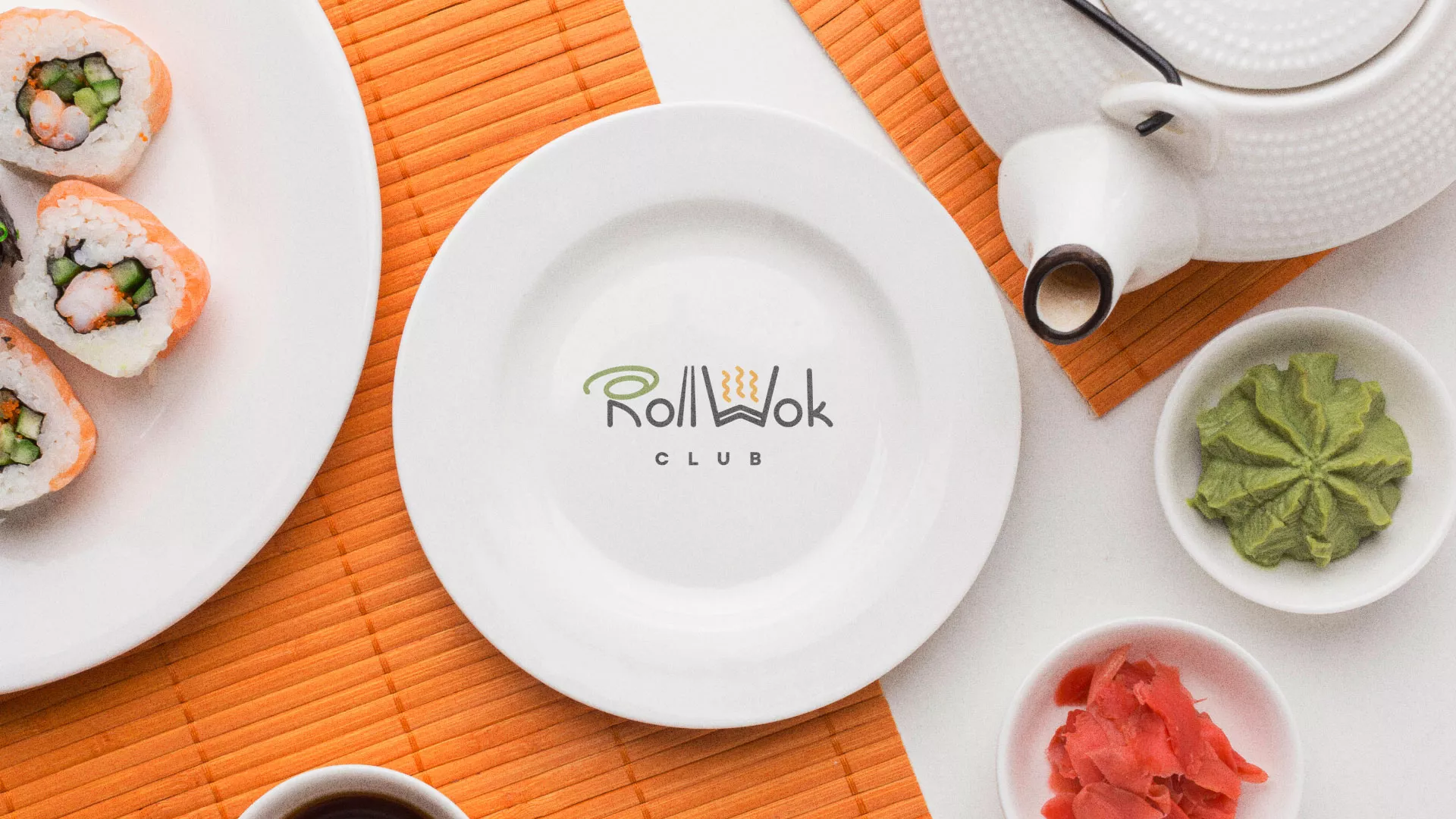 Разработка логотипа и фирменного стиля суши-бара «Roll Wok Club» в Урус-Мартане